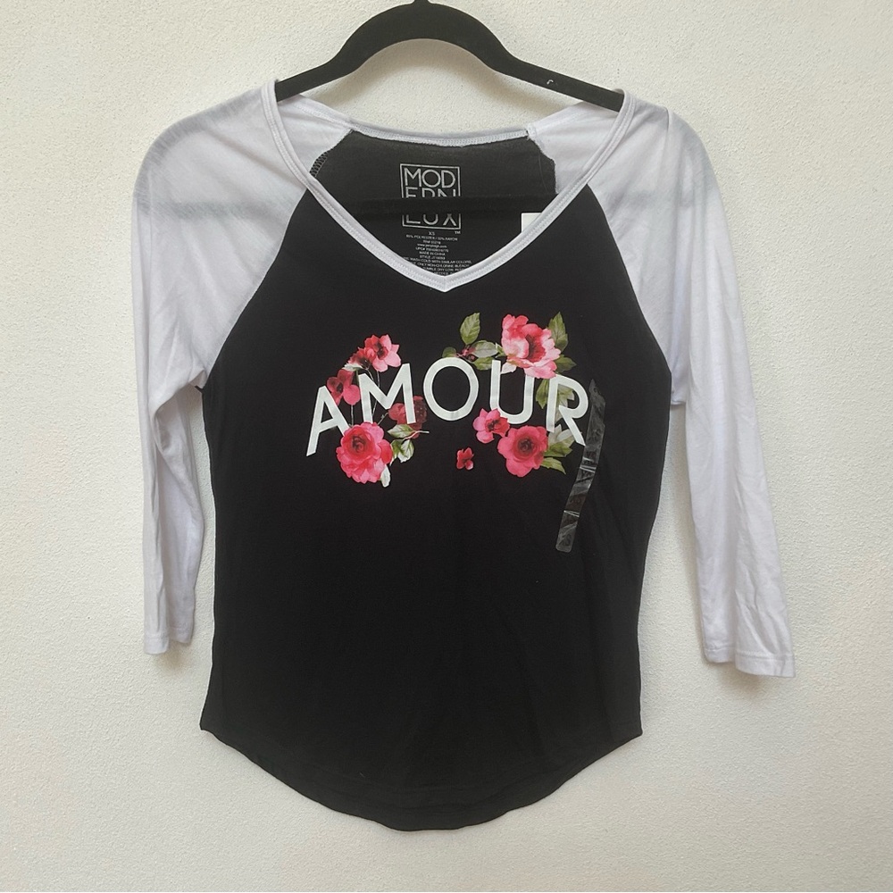 NWT Modernlux Black, White, Pink Rose Amour Raglan Sleeve Top Size XS
